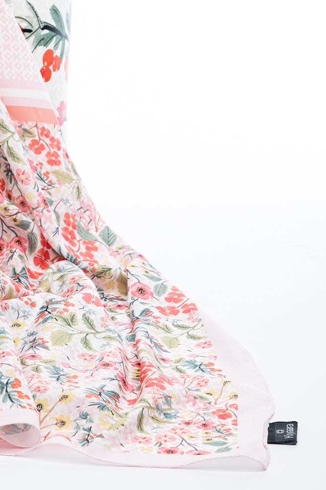 Breezy Stole - (24" x 72")