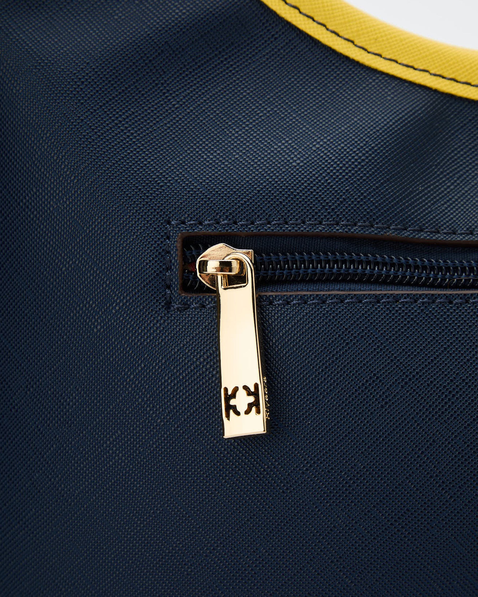 Avelin Shoulder Bag Navy