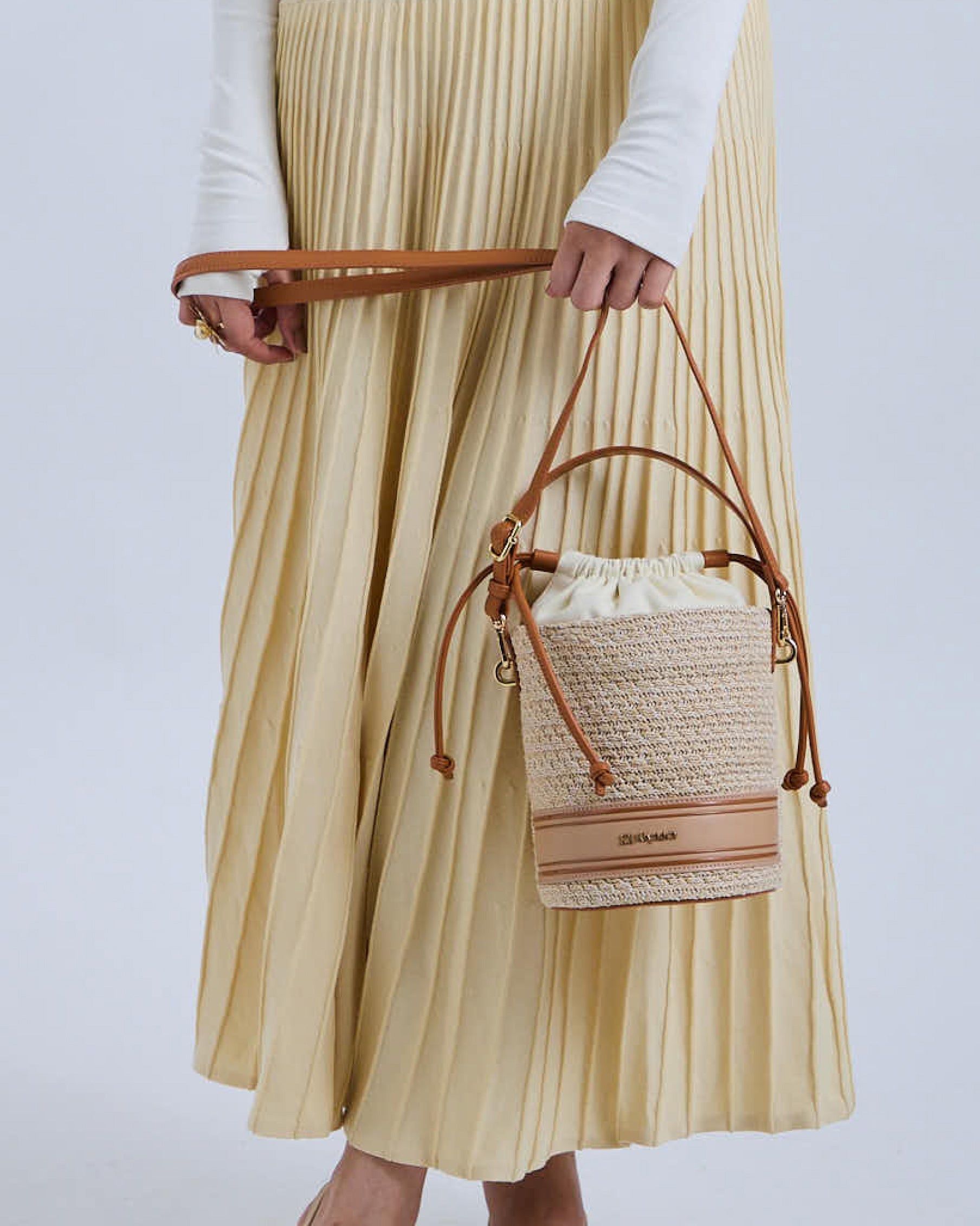 Knotty Bucket Bag Brown