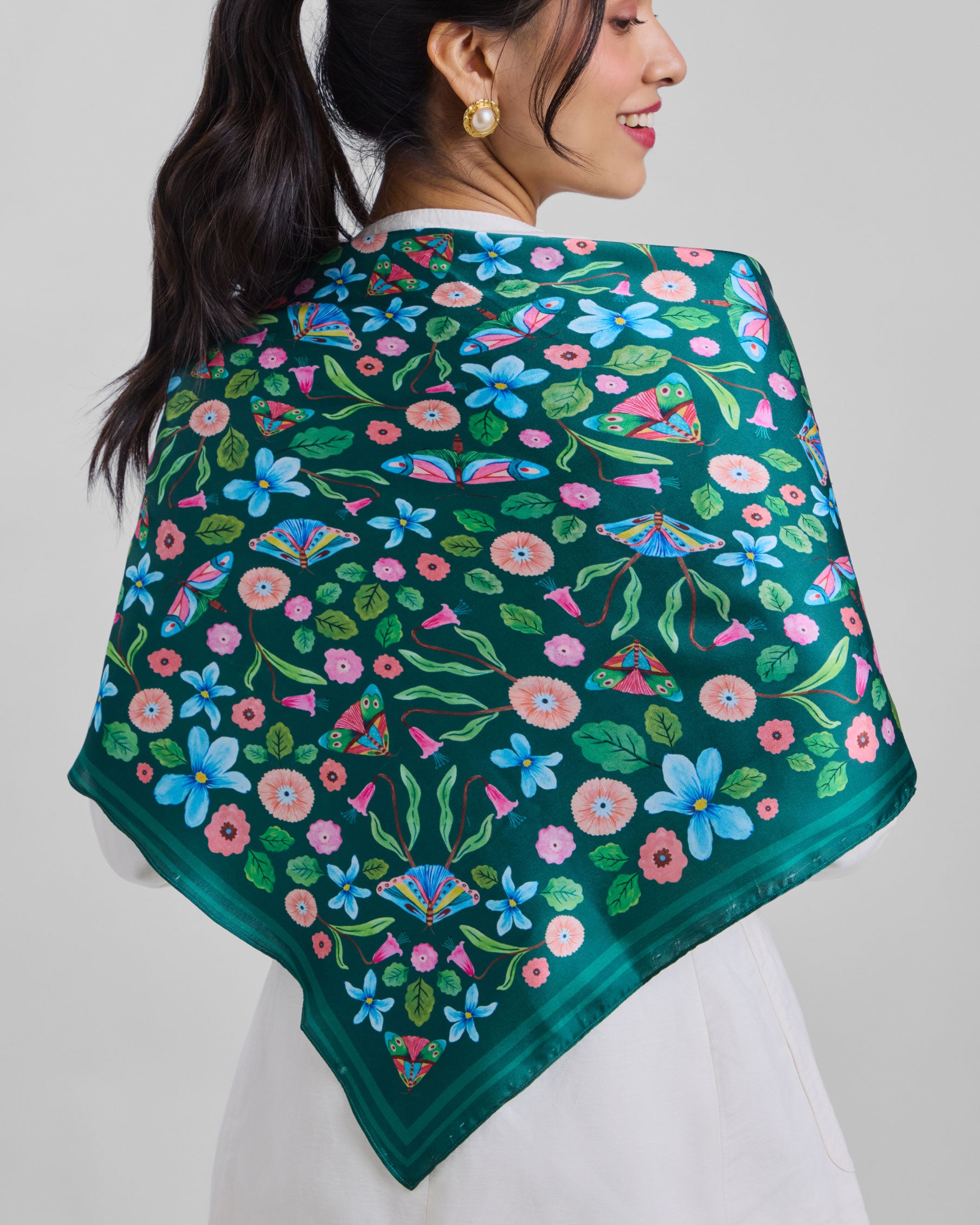 Meadow Large Square Scarf Forest Green