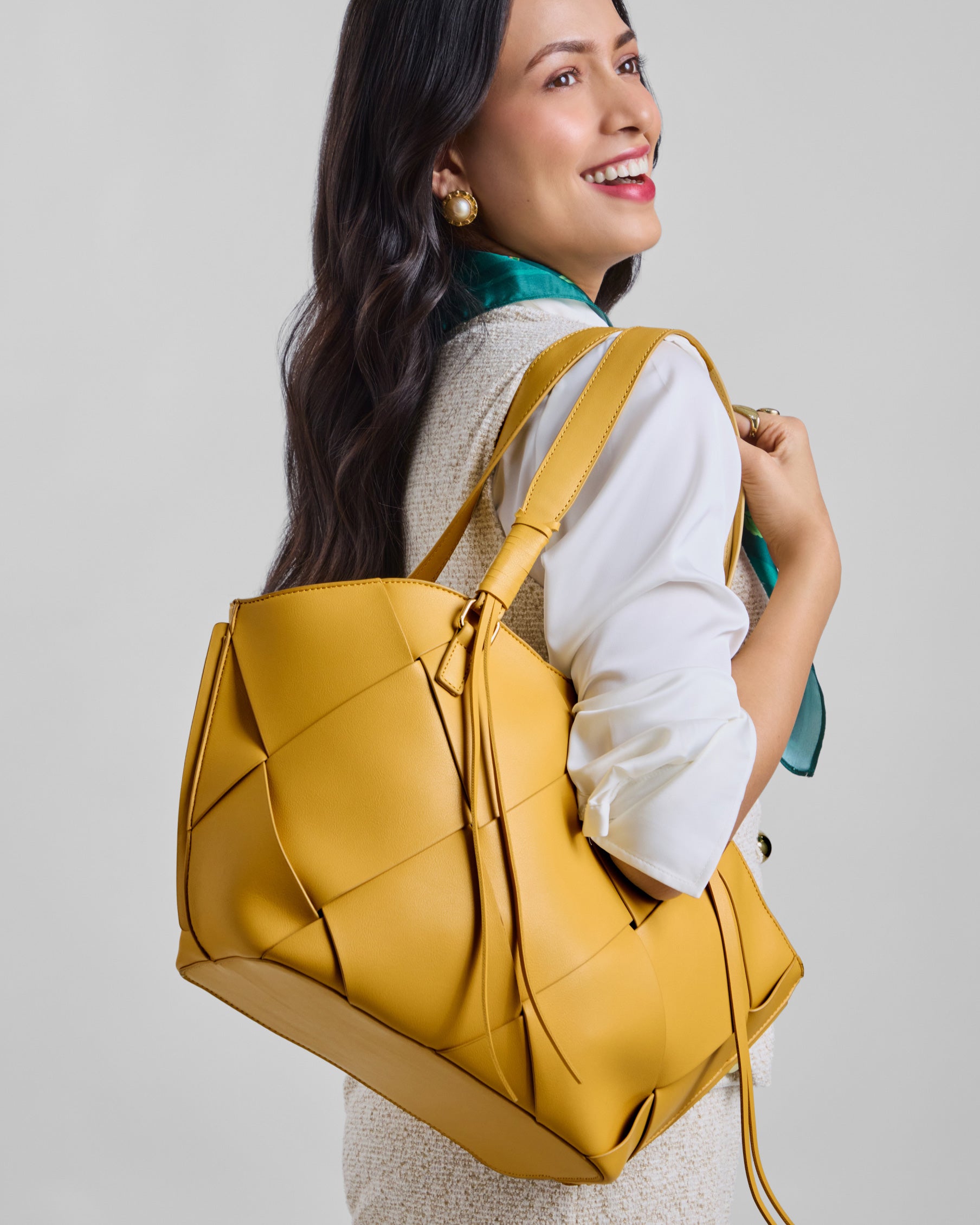 Noa Shoulder Bag Mustard