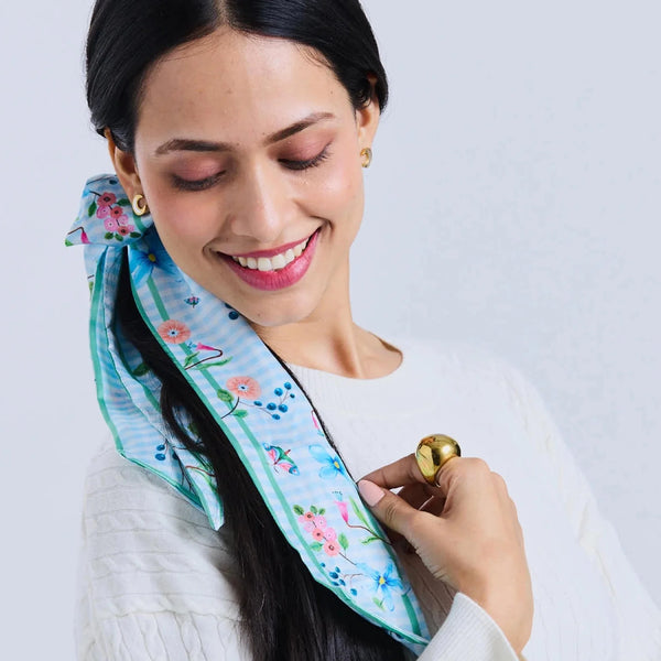Easy to tie on a bag, around your wrist or in your hair.