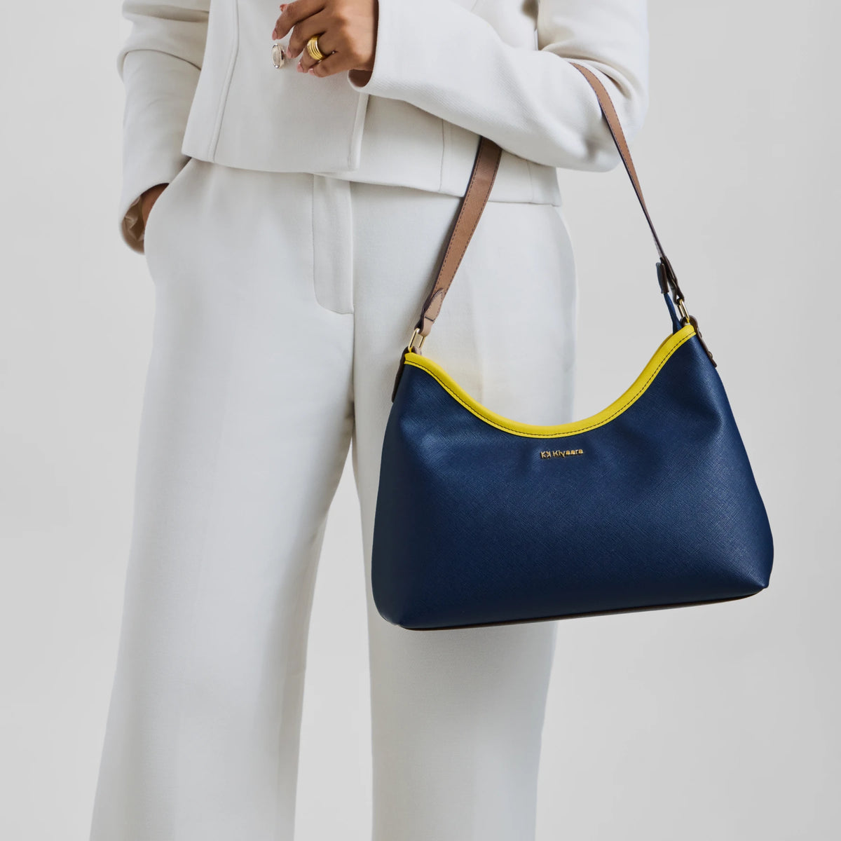 Avelin Shoulder Bag Navy