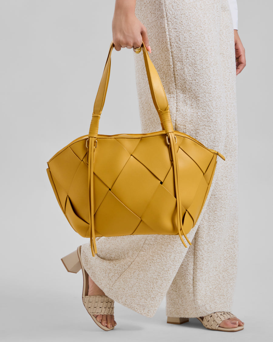 Noa Shoulder Bag Mustard