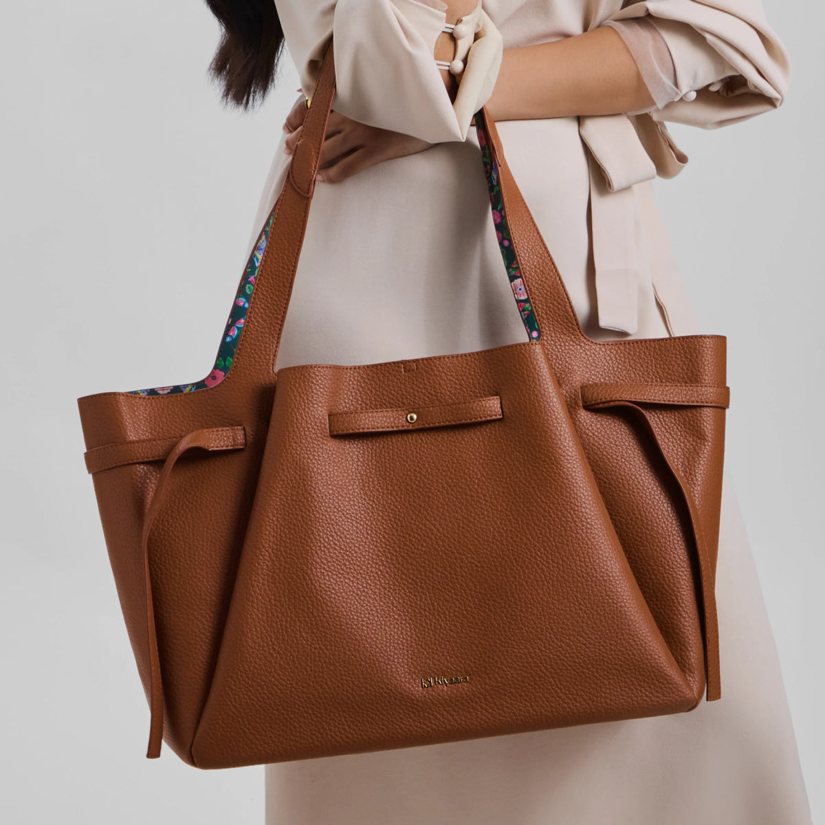 Renata Tote Bag Tan