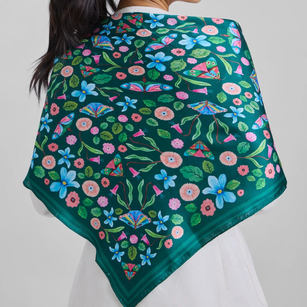 Easy to drape as a scarf, wrap at the neck or style as a headscarf.